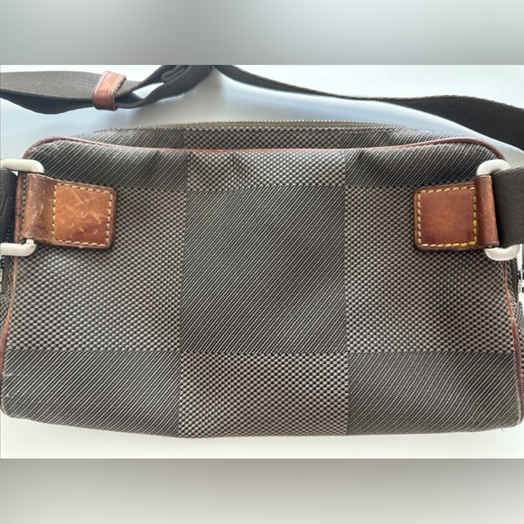 Authentic Louis Vuitton Damier Geant Acrobat Waist Bag Terre (COA Included) - Picture 6 of 15